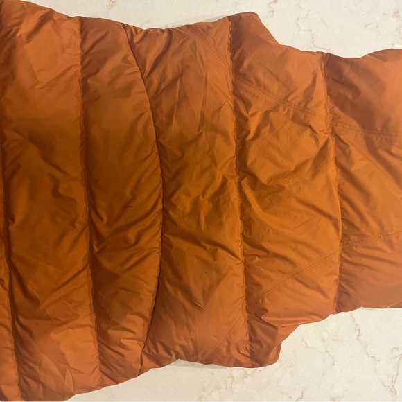 Athleta Puffy Down Vest – Rust Orange – Women’s Large – NWT - Picture 6 of 7